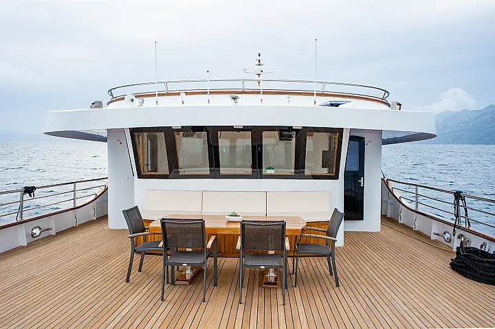 Luxury Motor Yacht - 