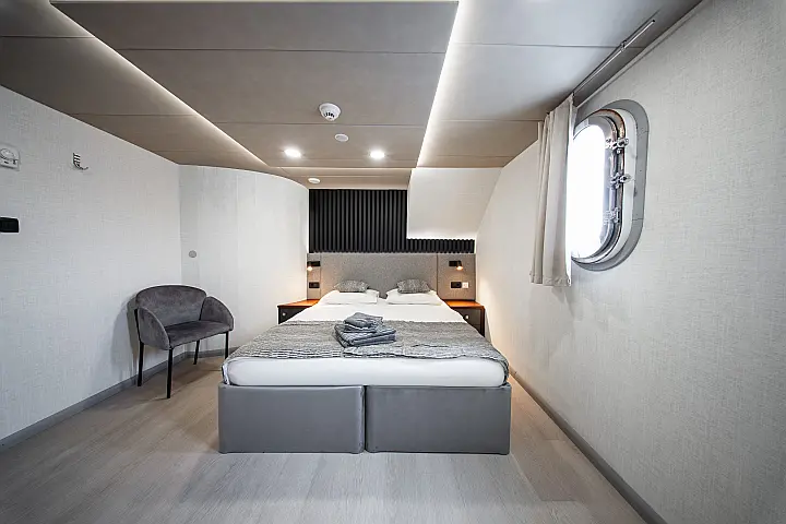 Luxury Motor Yacht - 