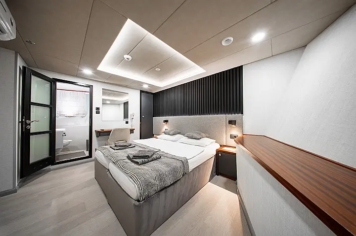 Luxury Motor Yacht - 