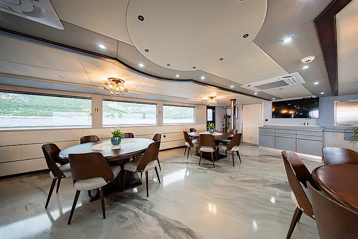Luxury Motor Yacht - 