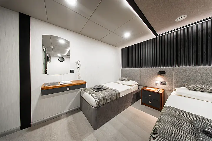 Luxury Motor Yacht - 
