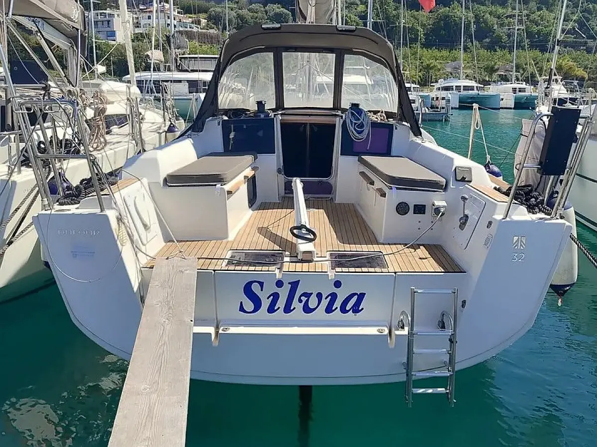 Dufour 32