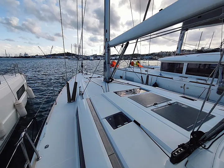 Sun Odyssey 519 - 