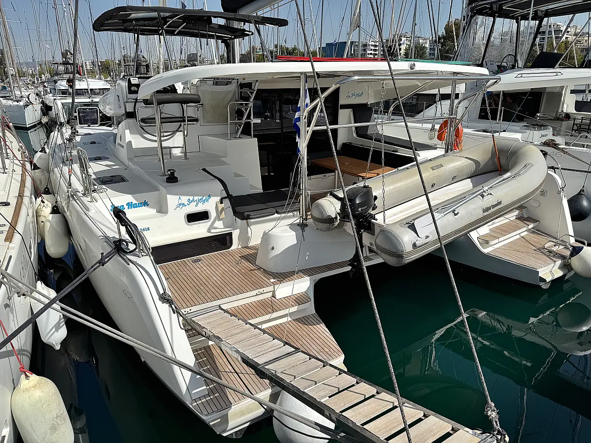Lagoon 42